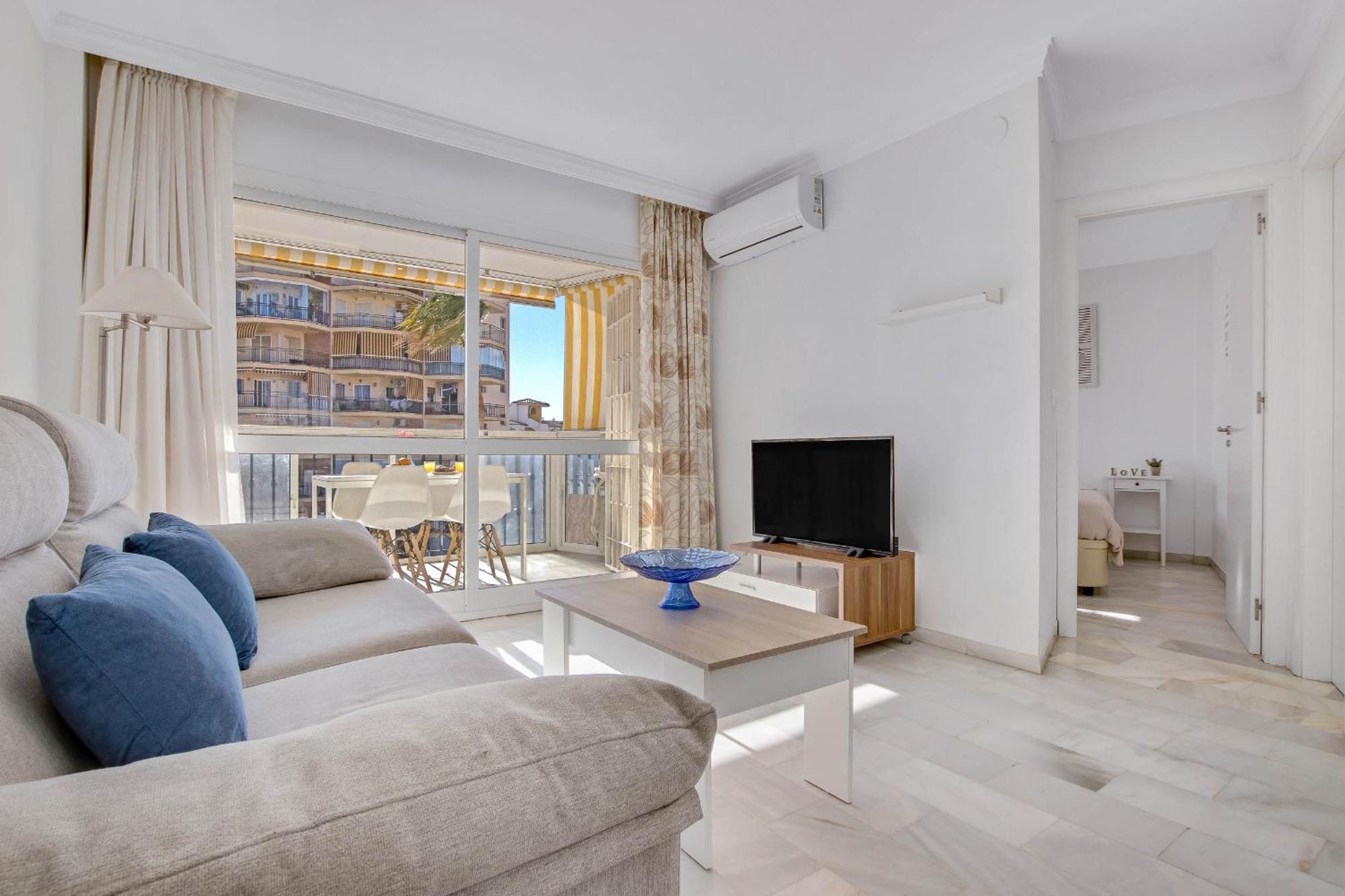 Erisa 68 By Ivi Real Estate Lägenhet Torremolinos Exteriör bild