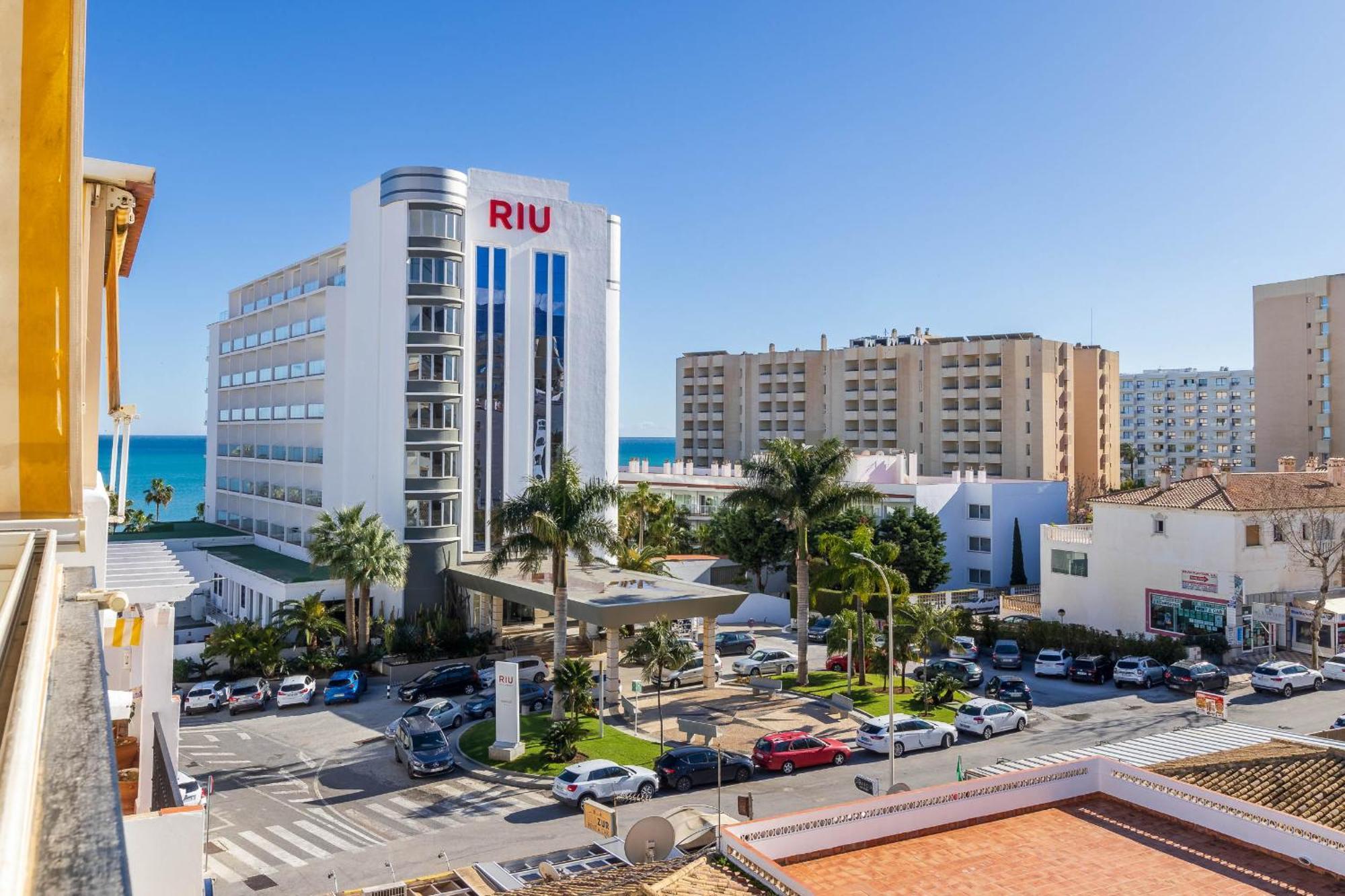 Erisa 68 By Ivi Real Estate Lägenhet Torremolinos Exteriör bild