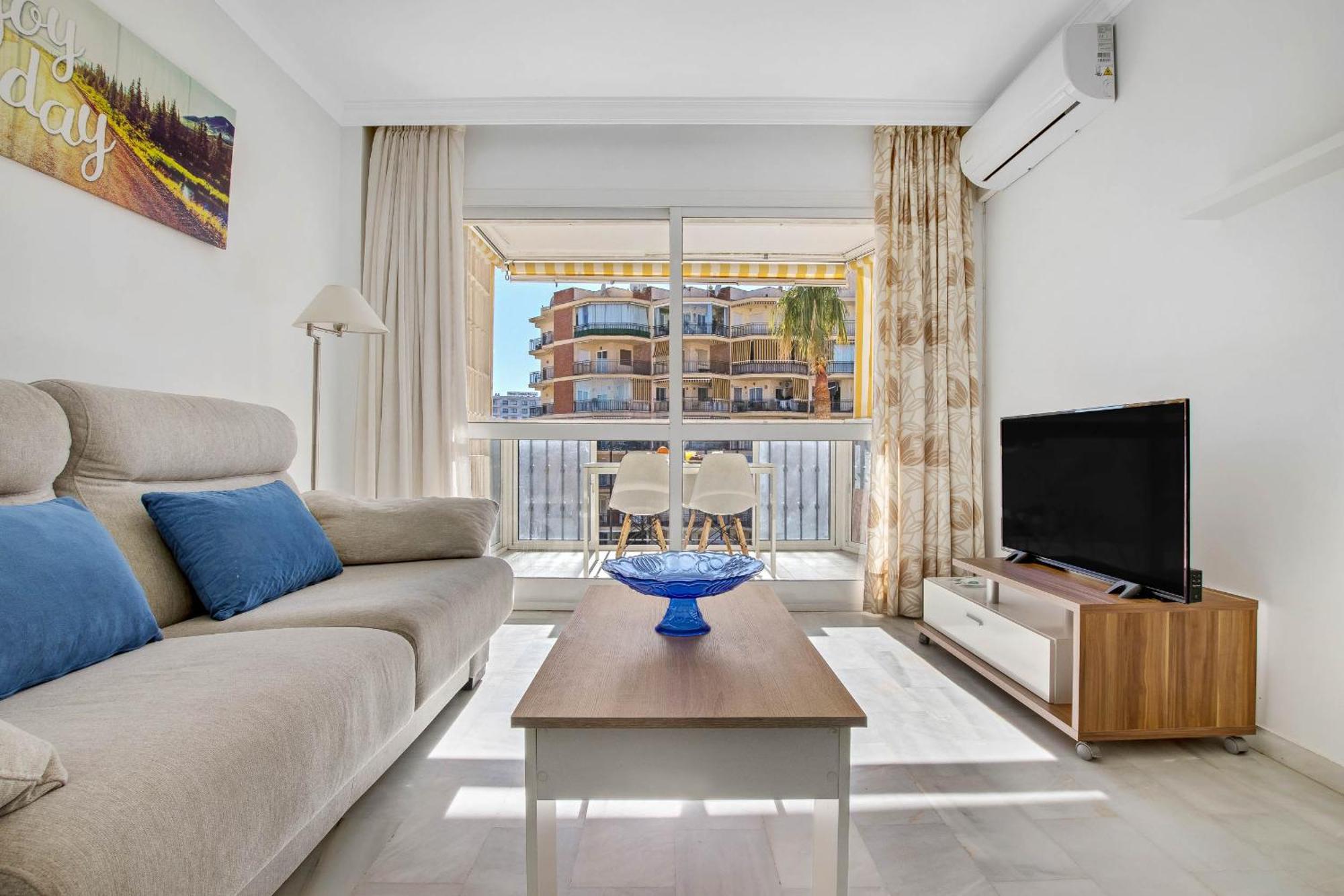 Erisa 68 By Ivi Real Estate Lägenhet Torremolinos Exteriör bild
